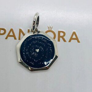 ✨🔥Pandora ME Galaxy Heart Medallion Charm